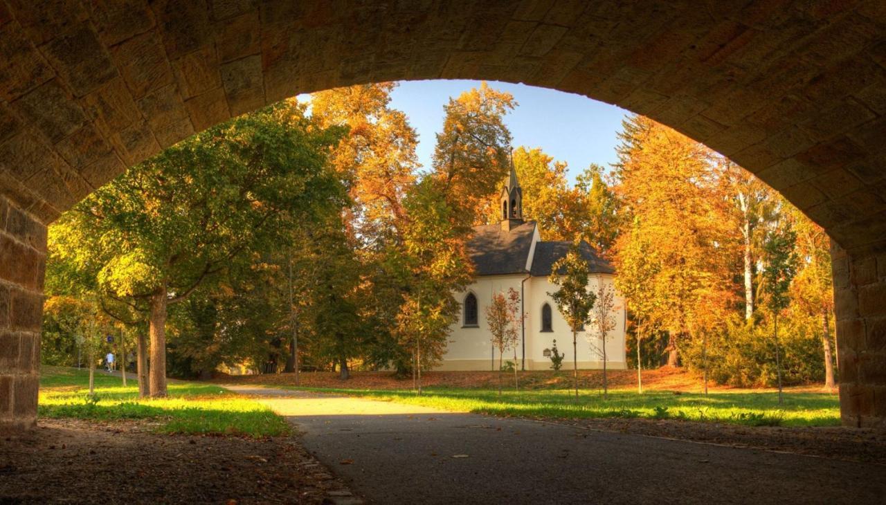 Penzion Obora Podebrady Luaran gambar
